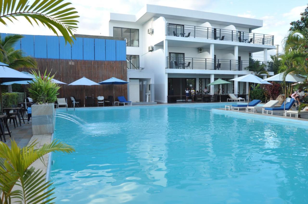 Sky blue hôtel&espace Alasora Eksteriør billede