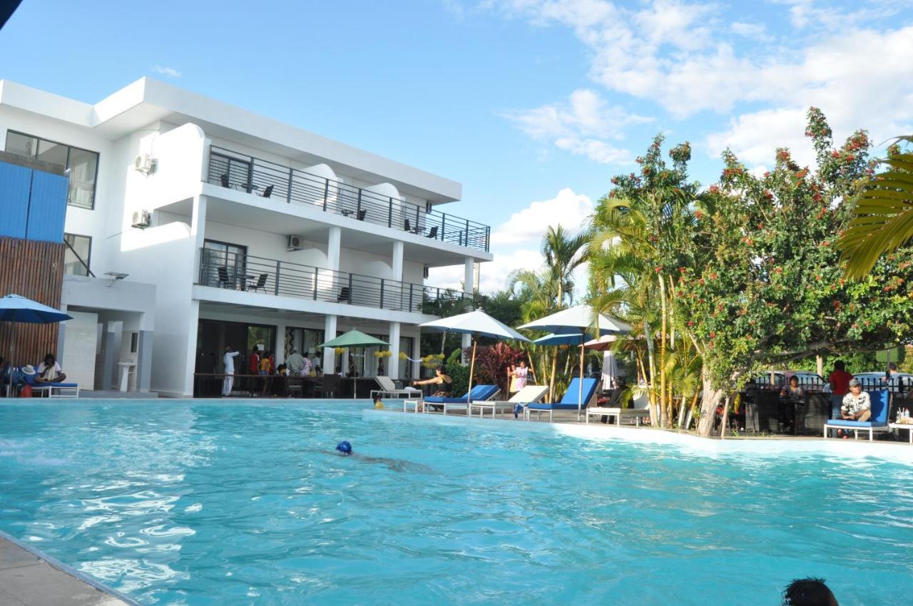 Sky blue hôtel&espace Alasora Eksteriør billede